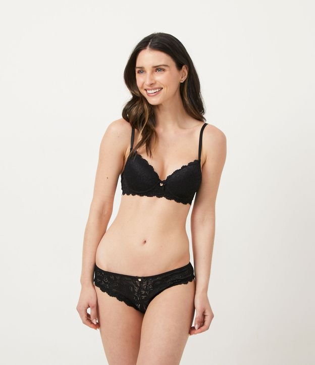Bombacha Bikini Básica en Encaje Rústico con Textura Floral 2