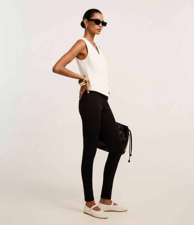 Pantalón Legging en Ponto Roma con Elastico Lateral 6