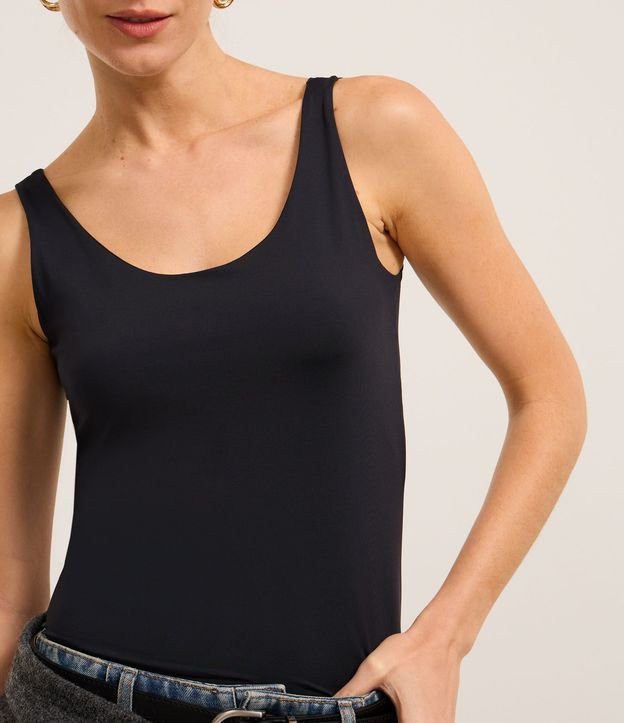 Blusa Musculosa en Poliamida con Escote U 3