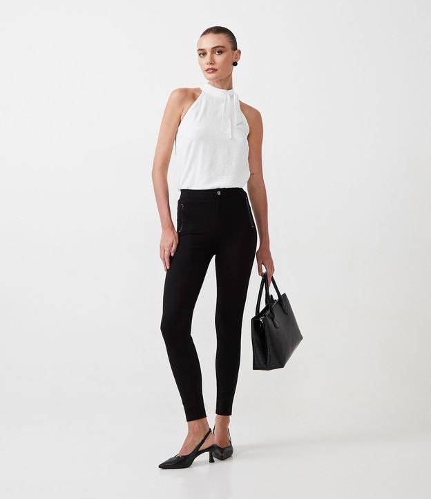 Pantalón Legging en Ponto Roma con Detalle Lateral 1