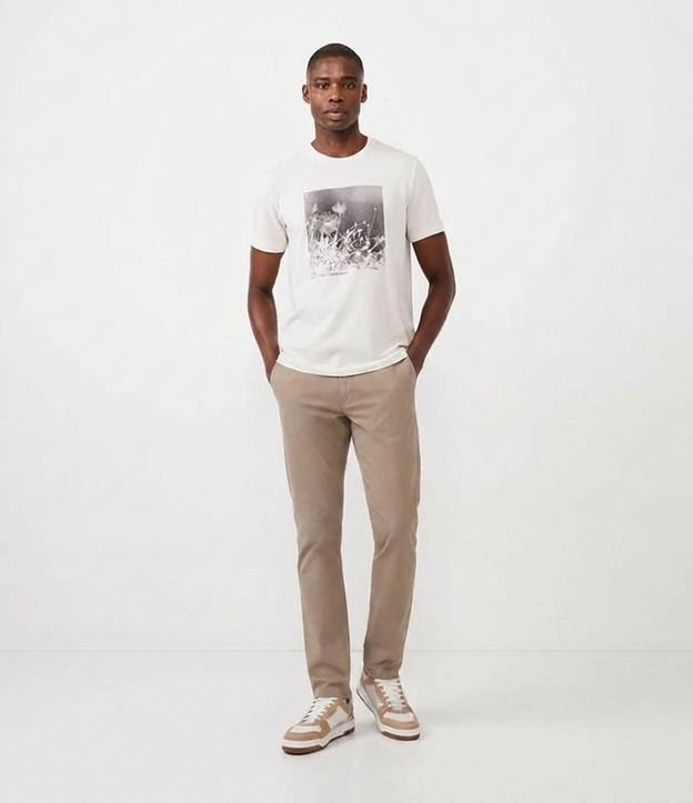 Pantalón Slim Básico en Sarga con Bolsillos