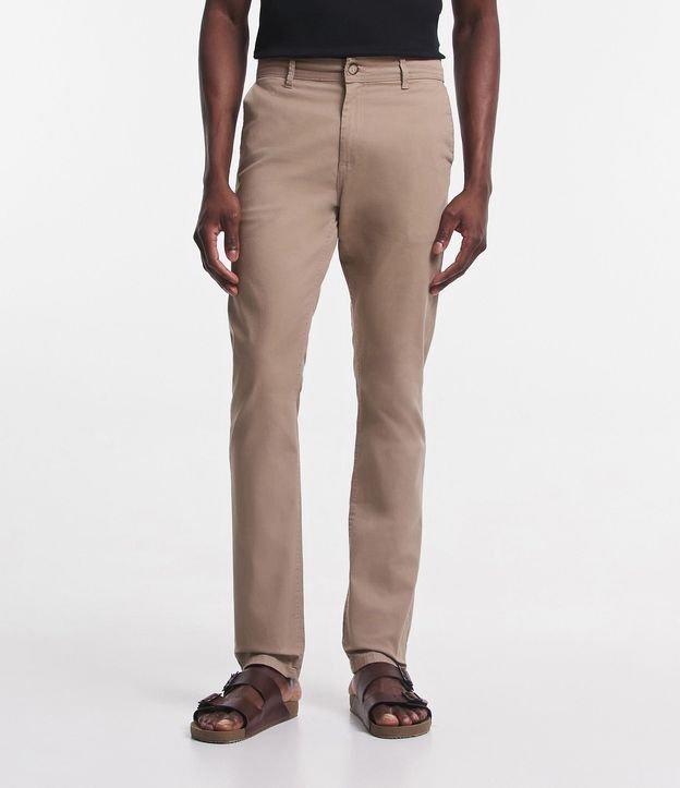 Pantalón Slim Básico en Sarga con Bolsillos 2