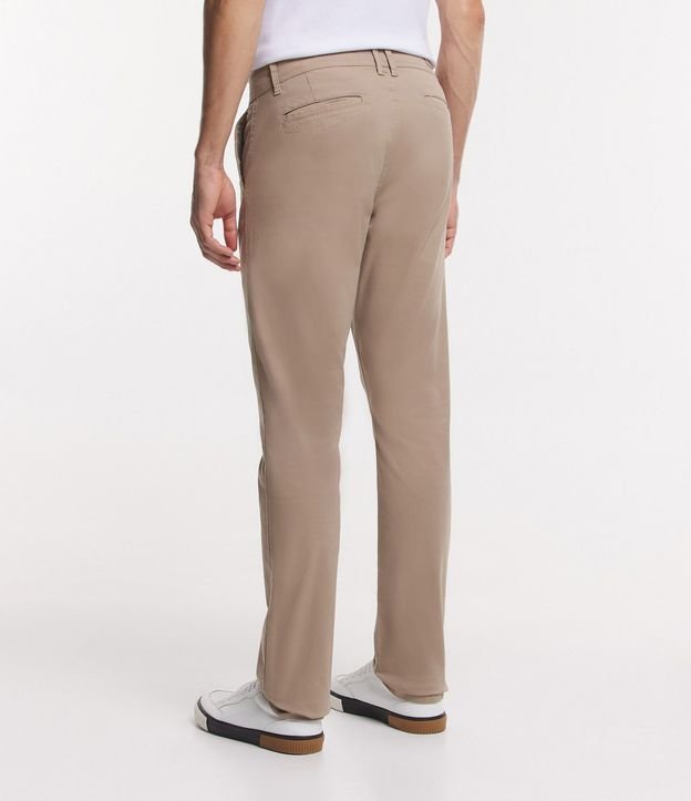 Pantalón Slim Básico en Sarga con Bolsillos 5