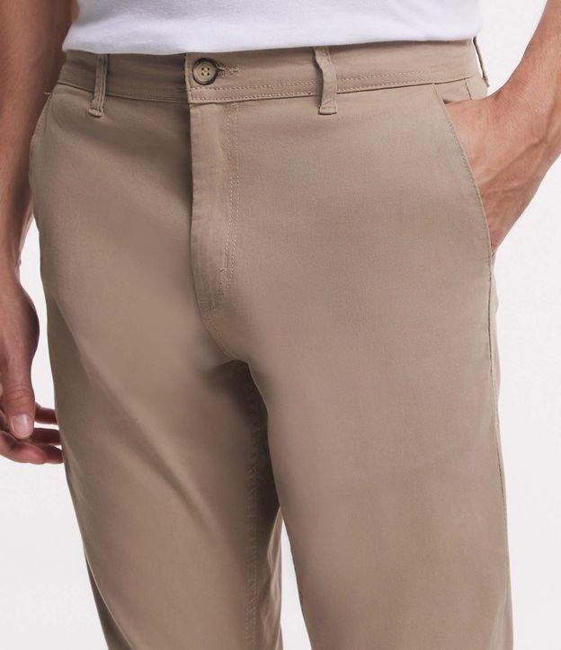 Pantalón Slim Básico en Sarga con Bolsillos 7