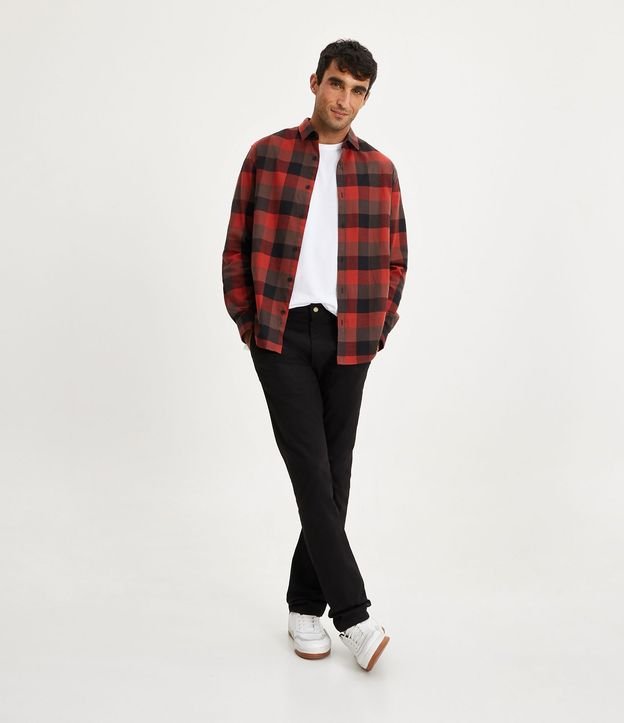 Pantalón Slim Básico en Sarga con Bolsillos