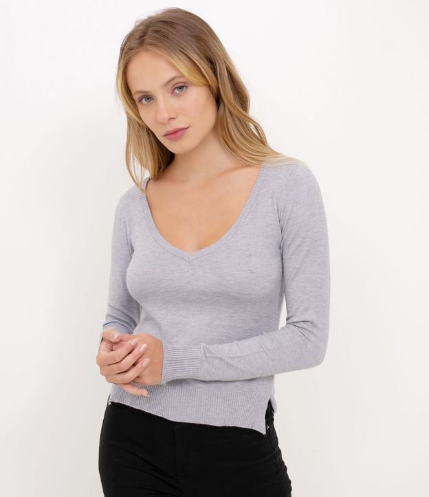 Blusa de Punto con Abertura Básica