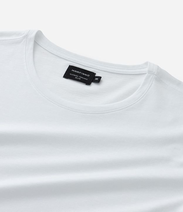 Remera Slim Básica en Algodón Peruano con Cuello Redondo 8