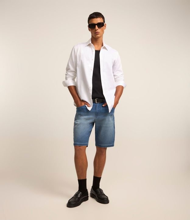 Bermuda Slim en Jean con Dobladillos y en Color Gastado 2