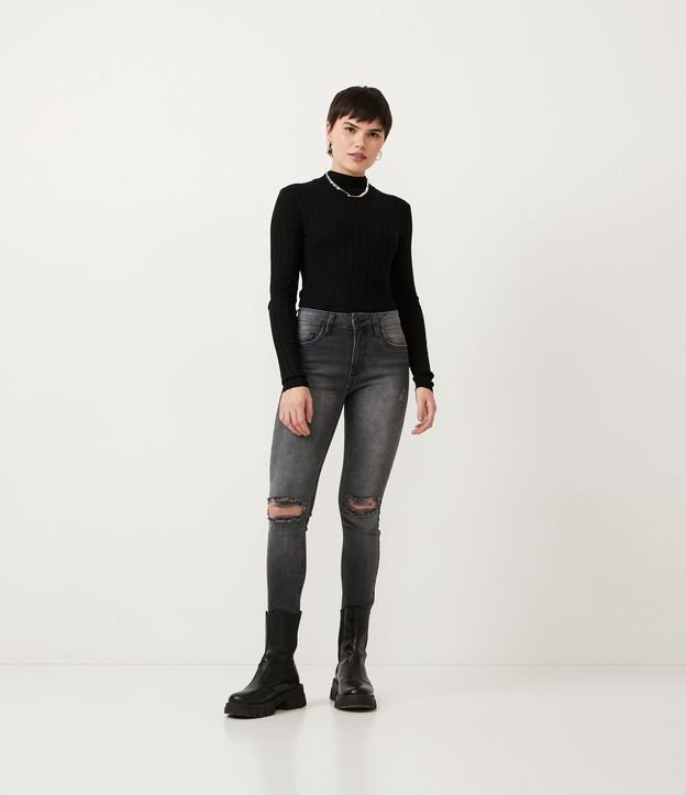 Blusa de Punto Acanalado con Cuello Alto y Manga Larga 2