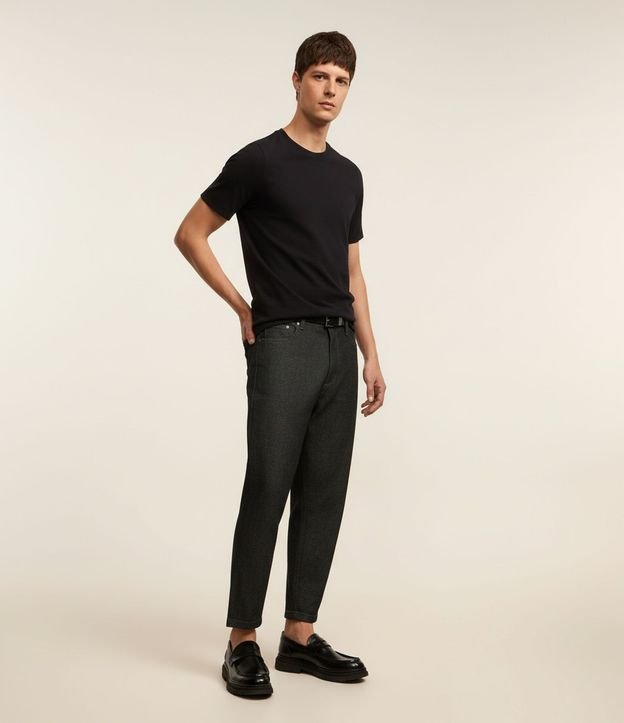Remera Slim en Algodón con Textura Acanalada