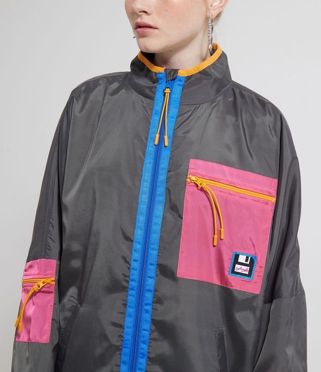 Campera Larga con Cierre Contrastante 4