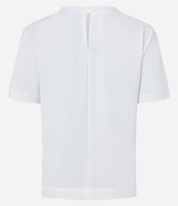 Blusa con Aberturas y Detalles de Pespuntes 8