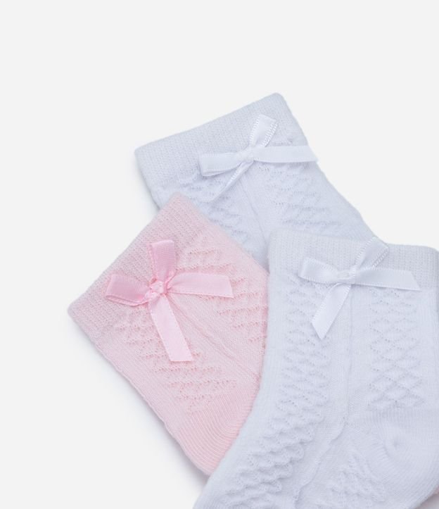 Kit con 3 Medias Bebé Texturizada - Talle 0 a 12 meses 3