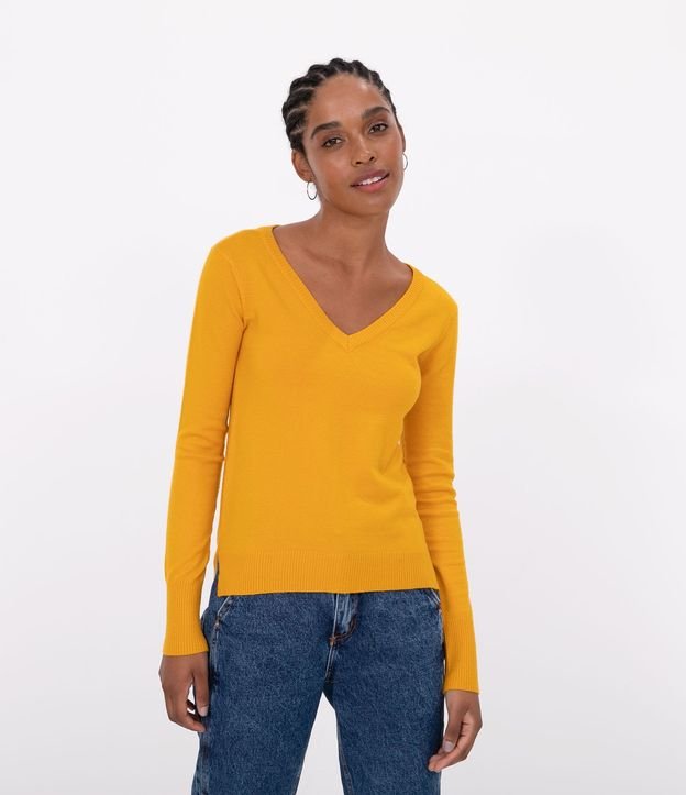 Blusa de Punto con Abertura Básica