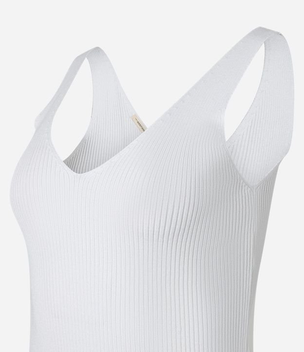 Blusa Musculosa en Punto Acanalado con Escote V 6