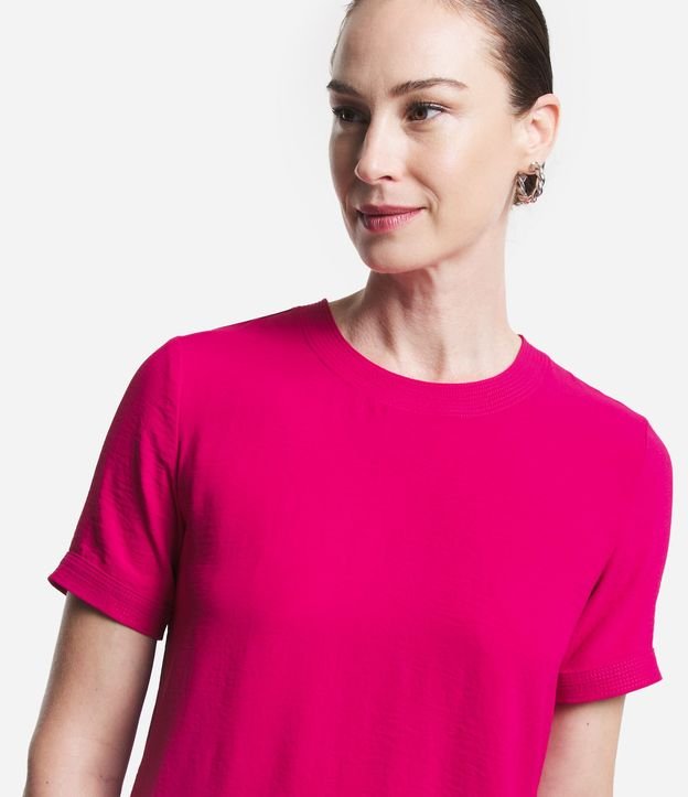 Blusa con Aberturas y Detalles de Pespuntes 3