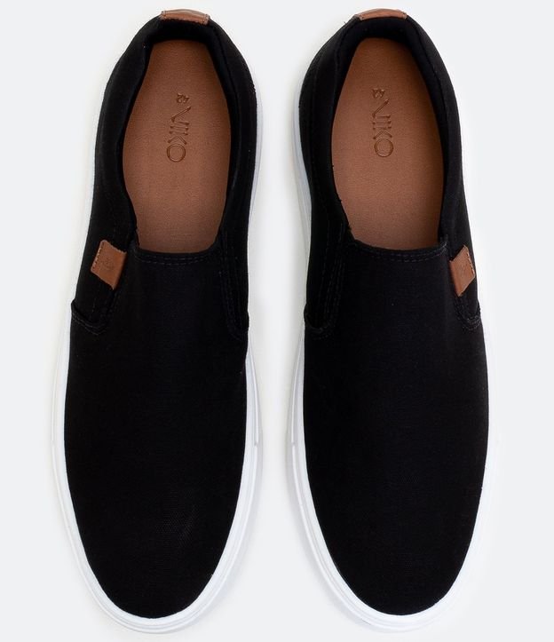 Championes Slip On con Recortes y Etiqueta Aplicada 4
