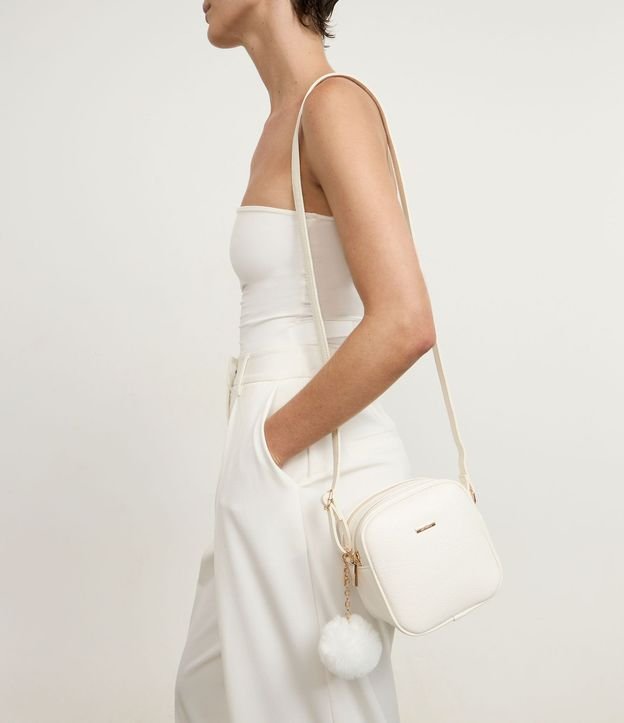 Cartera Transversal Floater con Pompóm