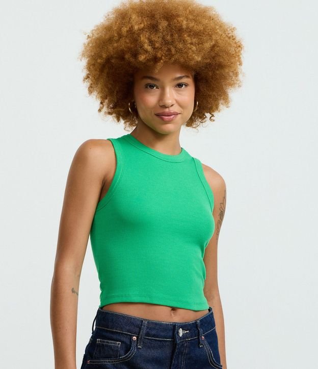 Blusa Cropped sin Manga en Ribana con Cuello Redondo