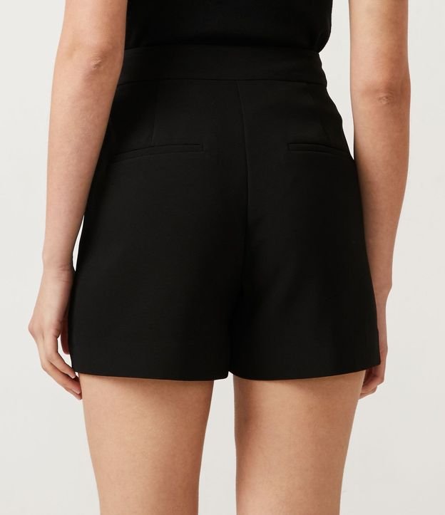 Short Sastrería con Botones y Bolsillos Delanteros 3
