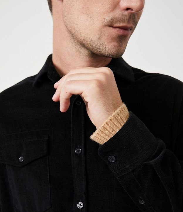 Camisa en Terciopelo con Bolsillos Delanteros 5
