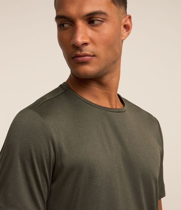 Remera Deportiva Básica en Tecnologia Dry con Manga Corta 5
