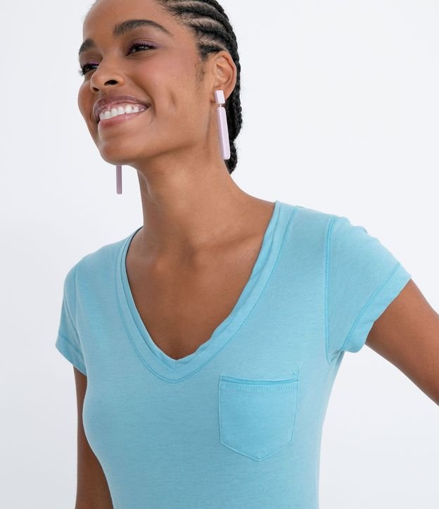 Blusa Básica en Algodón con Manga Corta y Bolsillo Pequeño 3
