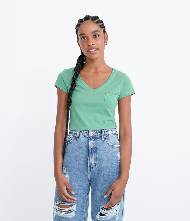 Blusa Básica en Algodón con Manga Corta y Bolsillo Pequeño