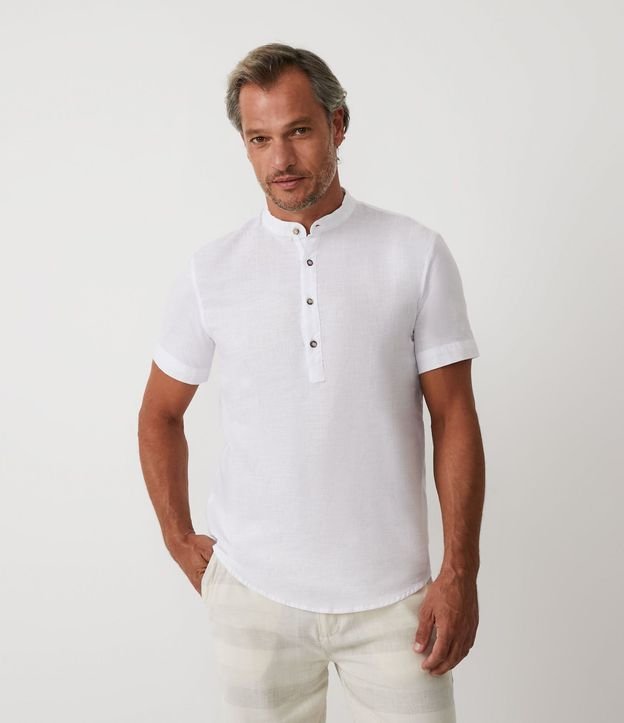 Camisa Comfort en Algodón con Abotonado Frontal