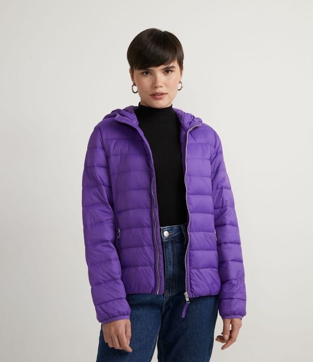 Campera Ultra Ligera en Poliamida con Capucha y Gomos