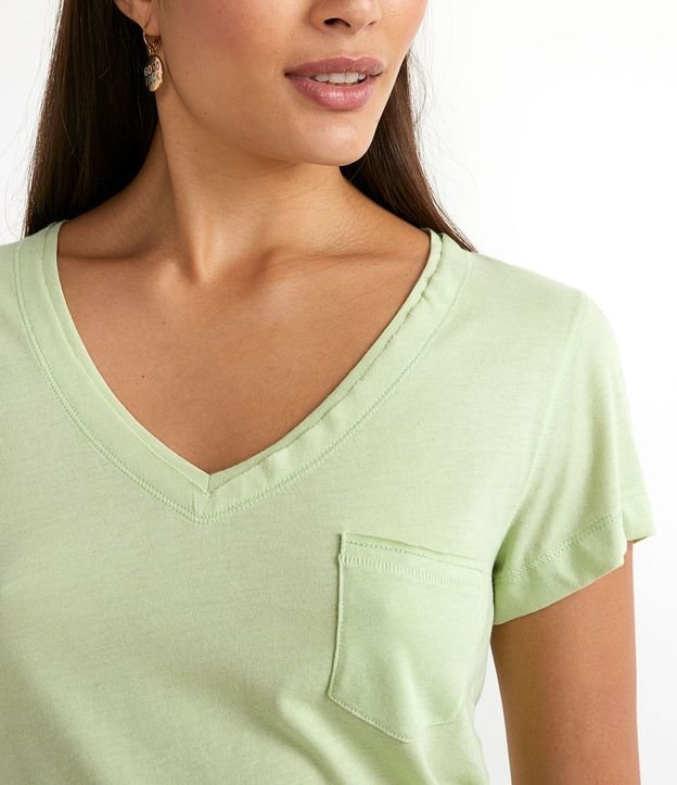 Blusa Básica en Algodón con Manga Corta y Bolsillo Pequeño 4