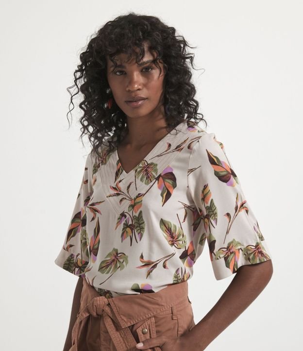 Blusa Manga Corta en Viscosa Estampa Hojas