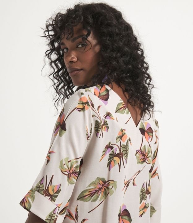 Blusa Manga Corta en Viscosa Estampa Hojas 3