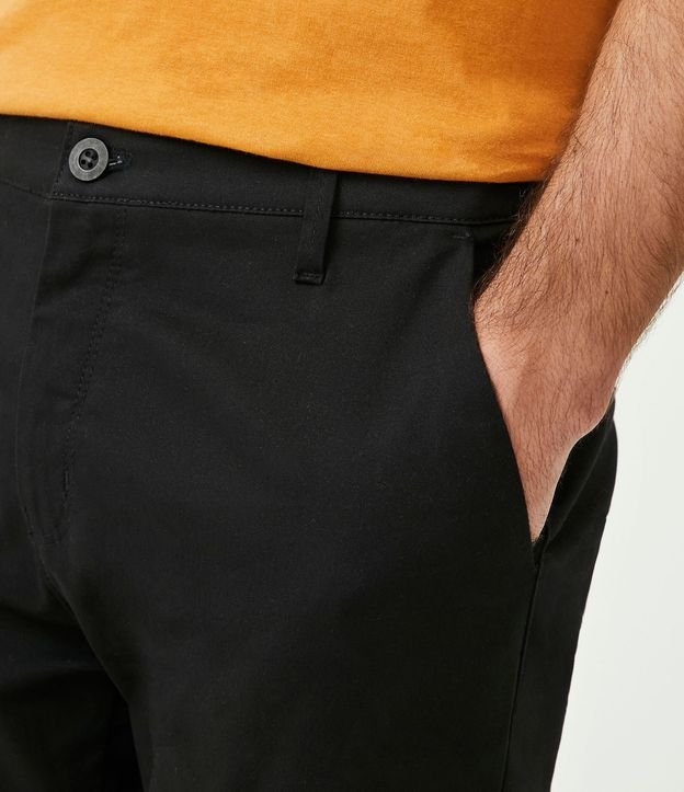 Pantalón Slim Sarjado Cropped Sastrería con Bolsillos 4
