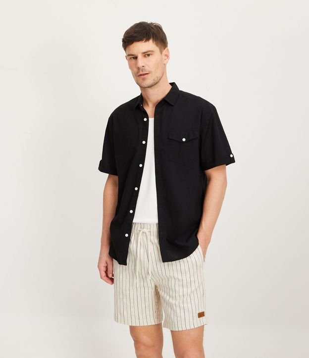 Camisa Comfort en Lino con Bolsillo y Dobra en la Manga