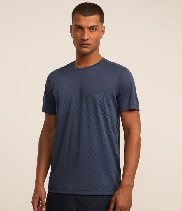 Remera Deportiva con Tecnologia Dry y Protección UV