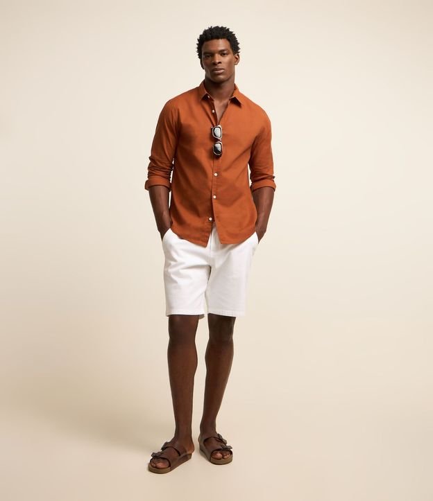Bermuda Slim en Sarga con Elastano