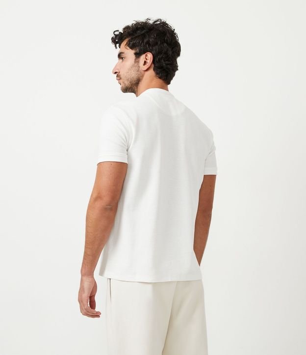 Camisa Polo Slim en Piquet Texturizado con Cuello Polo 4