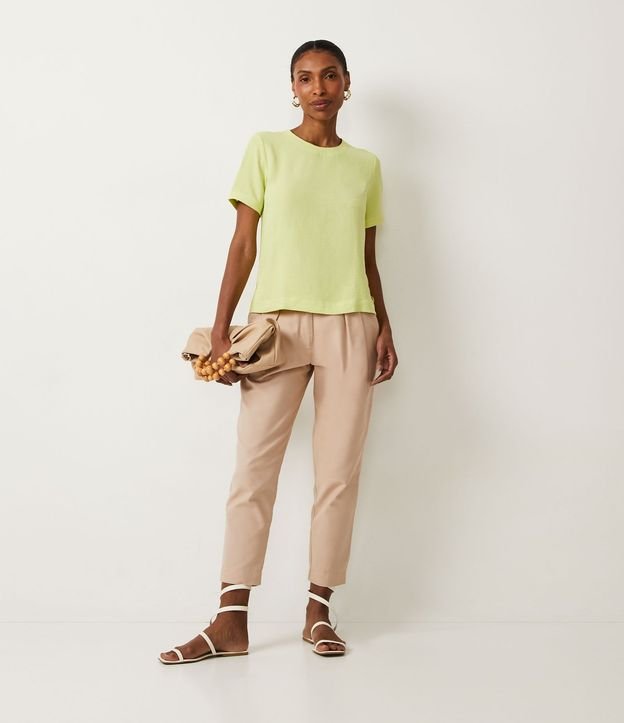 Blusa con Aberturas y Detalles de Pespuntes 2