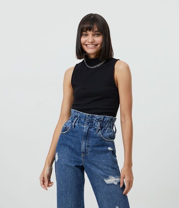Blusa Cropped Básica sin Manga en Algodón con Cuello Alto