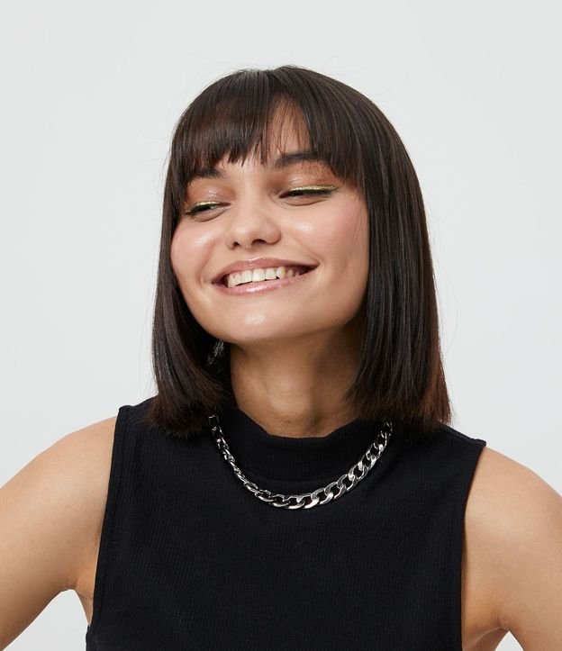 Blusa Cropped Básica sin Manga en Algodón con Cuello Alto 4