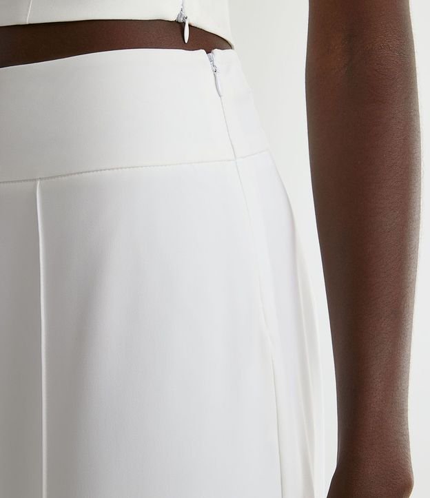 Pantalón Pantalona en Crepé con Friso Delantero 3