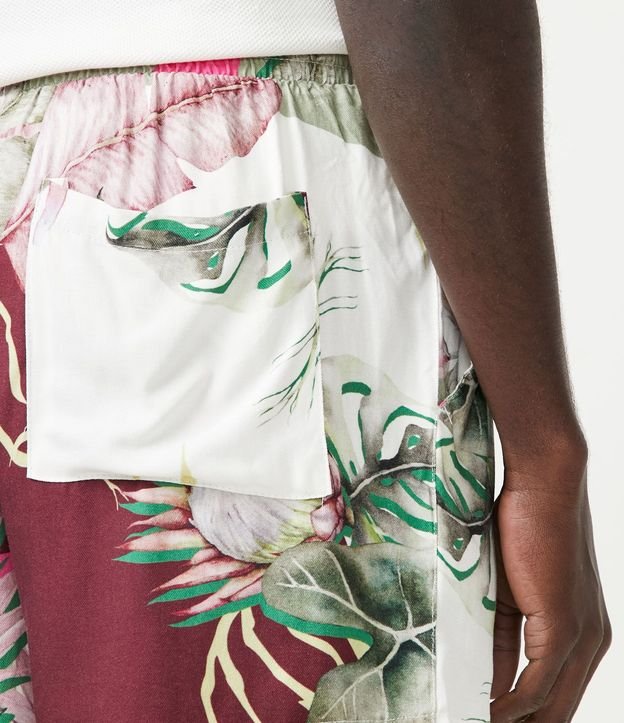 Bermuda en Viscosa con estampadodo Floral Patchwork 5