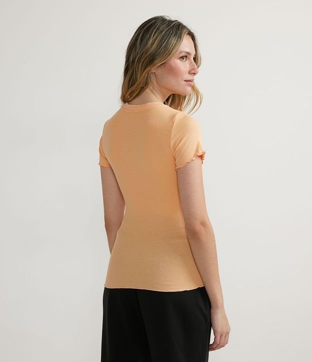 Blusa Básica en Ribana con Volados en la Barra 2