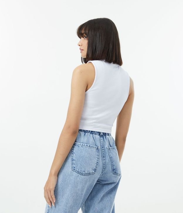Blusa Cropped Básica sin Manga en Algodón con Cuello Alto 4