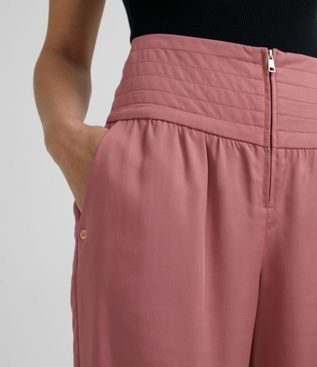 Pantalón en Liocel con Cintura Ancha y Pespuntado 4