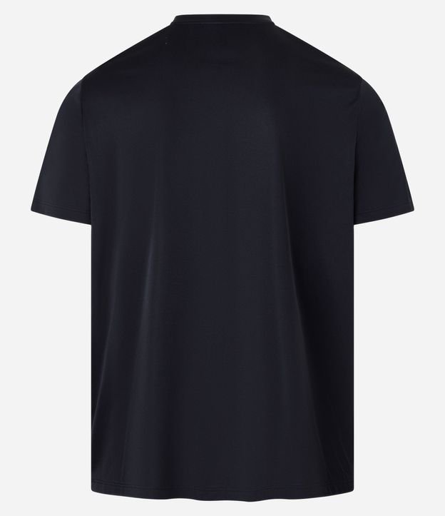 Remera Deportiva con Tecnologia Dry y Protección UV 6