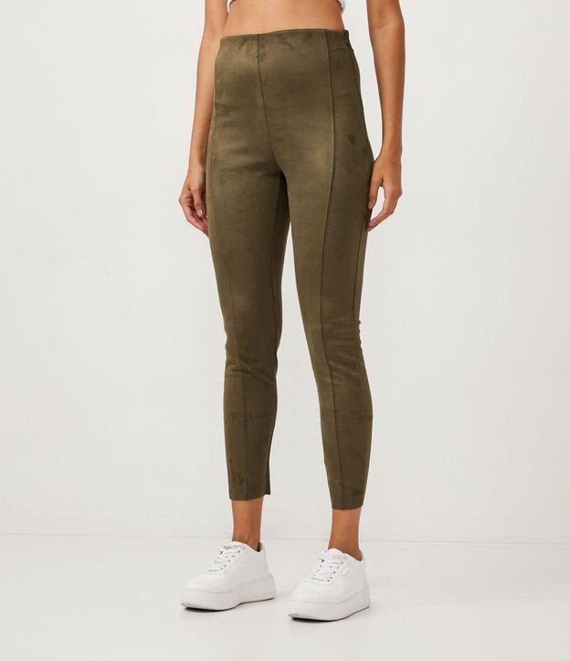 Pantalón Legging en Fake Gamuza con Recortes 4