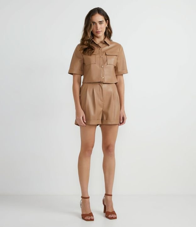 Camisa en Material Sintético con Botones de Corazón 5