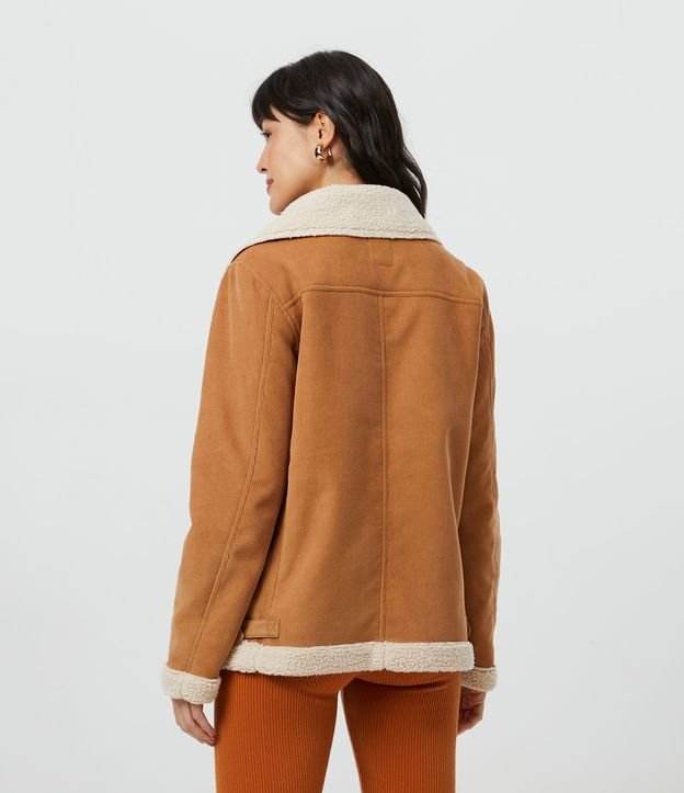 Campera Alargada en Terciopelo con Forro en Sherpa 2